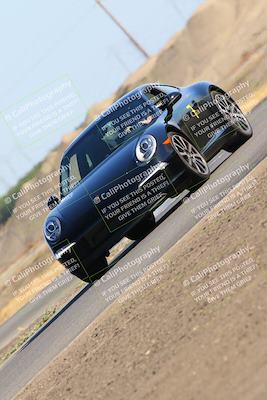 media/May-29-2021-Lotus Club Golden Gate (Sat) [[abfe1c307f]]/Novice Group/Session 1 (Sweeper)/